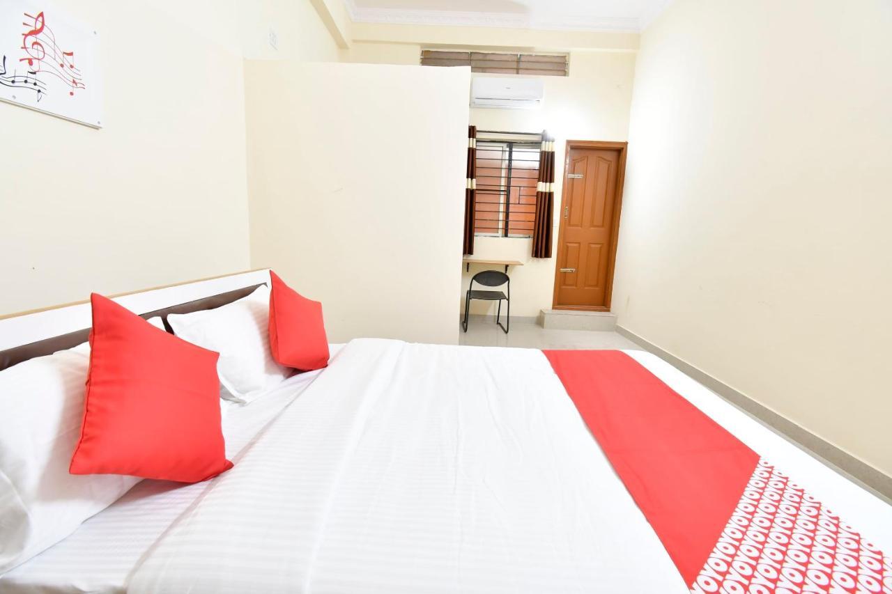 Hotel Oyo 44065 Sri Krishna Nilaya Bangalore Exterior foto
