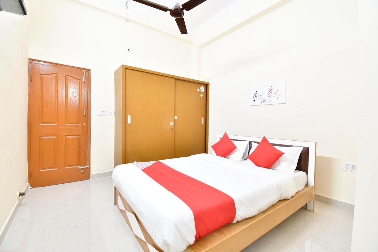 Hotel Oyo 44065 Sri Krishna Nilaya Bangalore Exterior foto