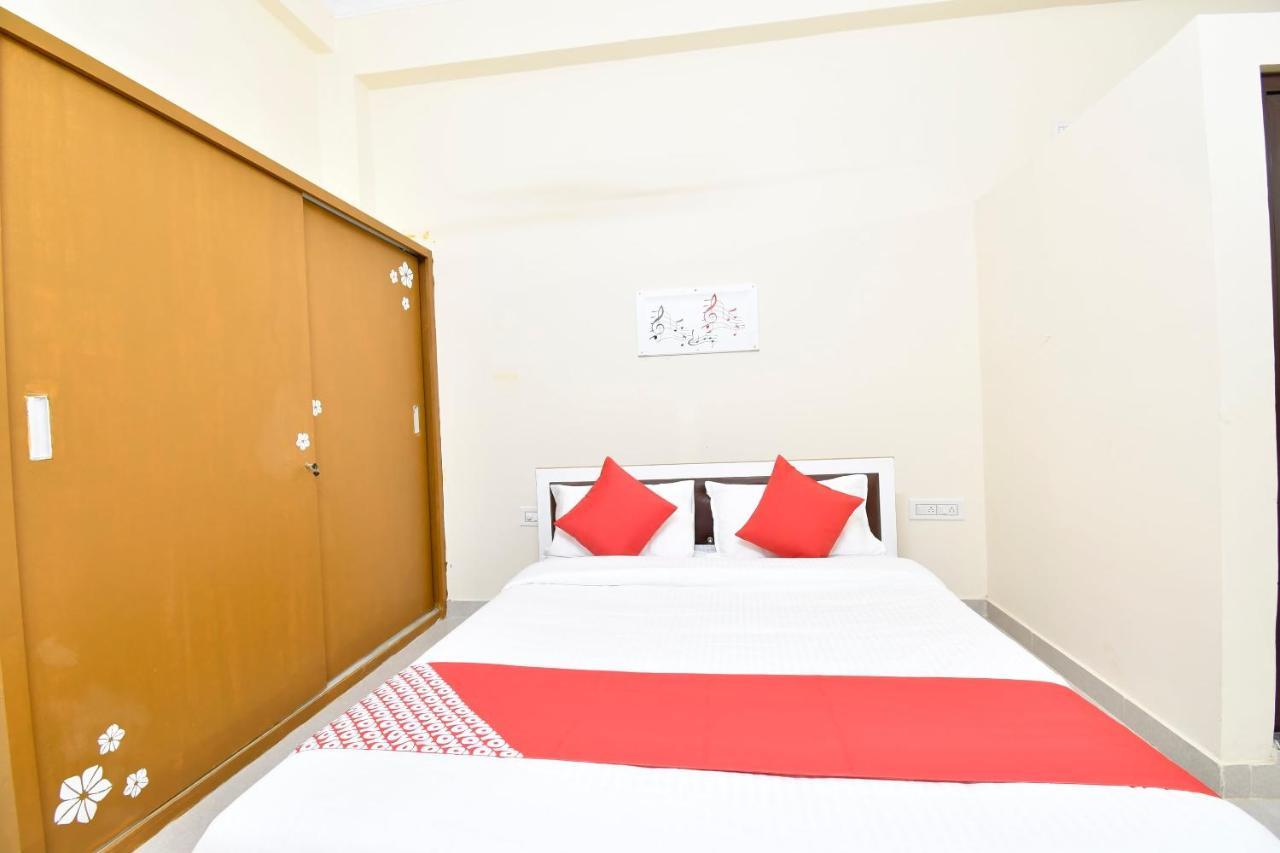 Hotel Oyo 44065 Sri Krishna Nilaya Bangalore Exterior foto